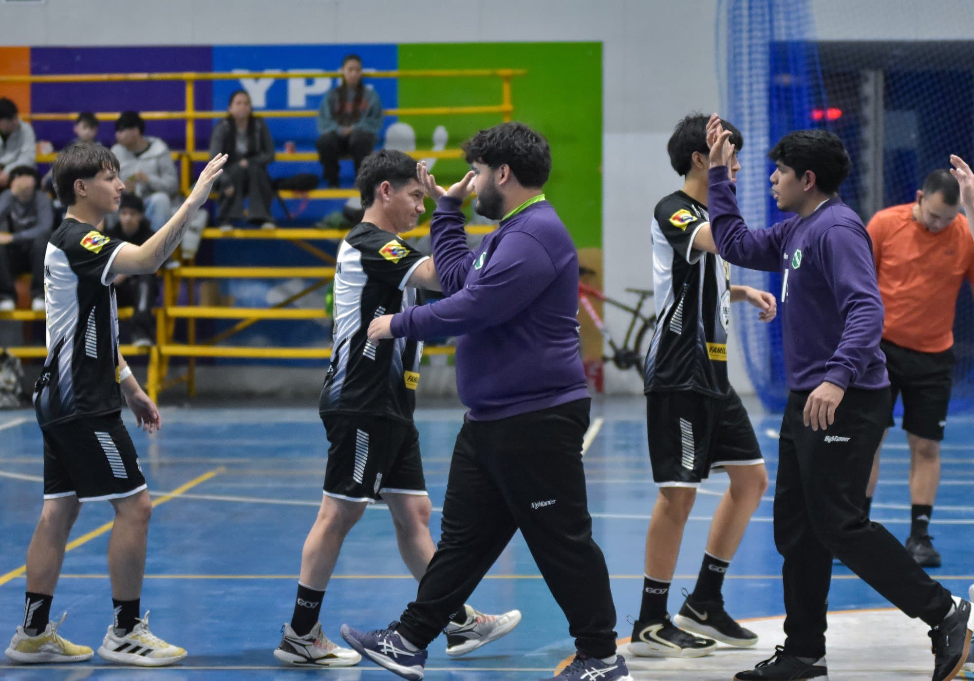 Handball - Apertura