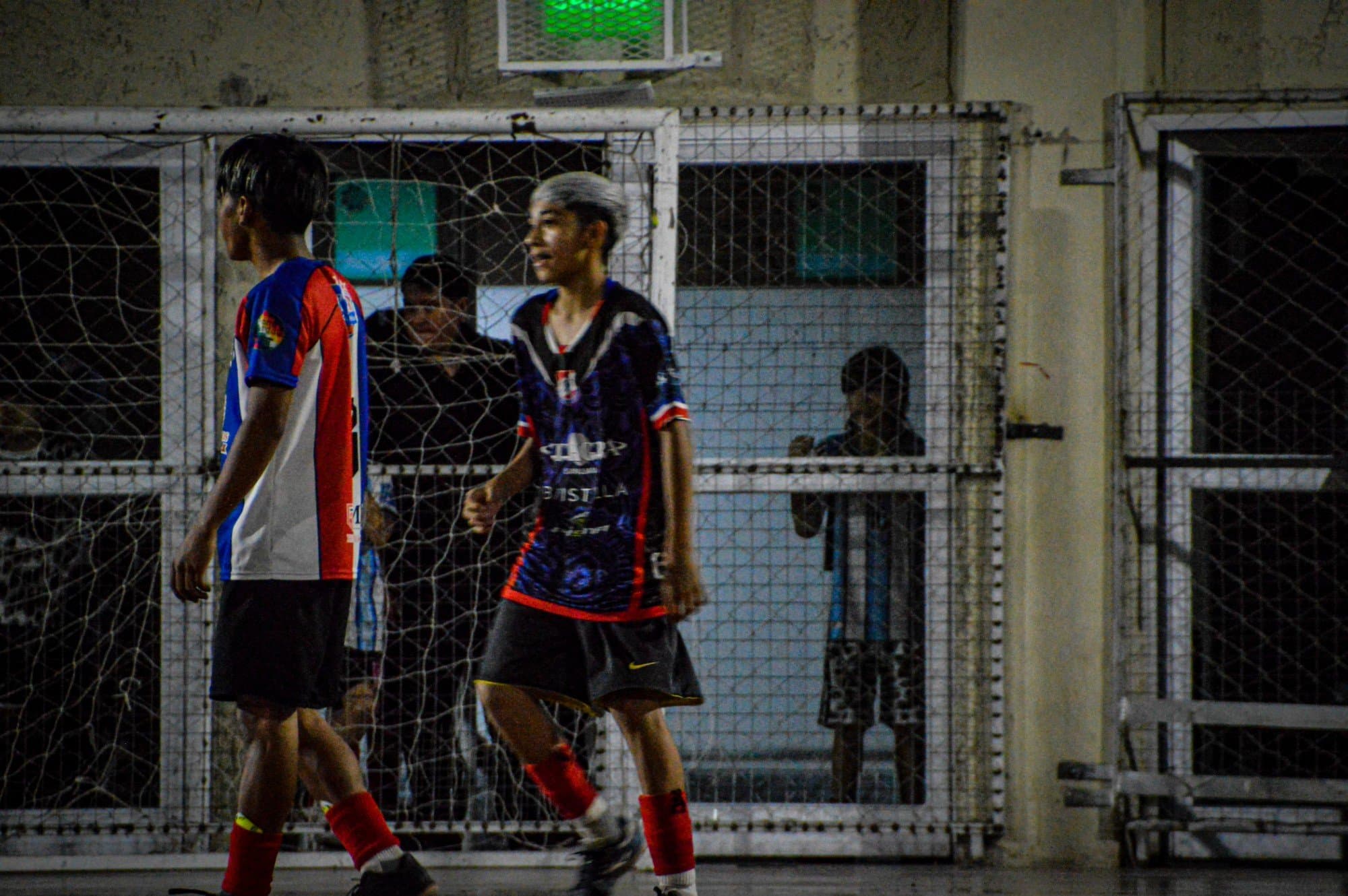 Defensores vs Porres