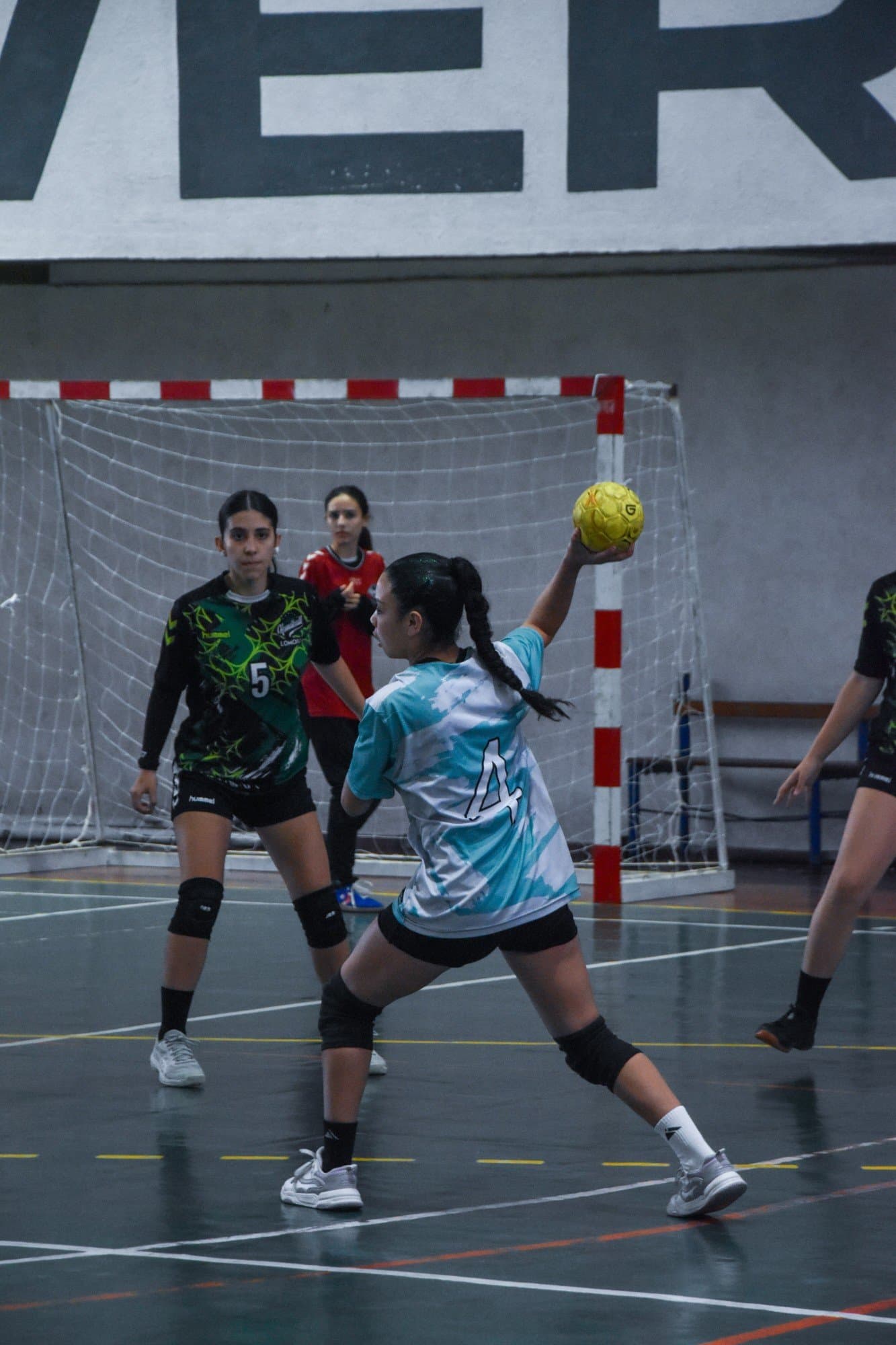Ada vs Lomoro SR